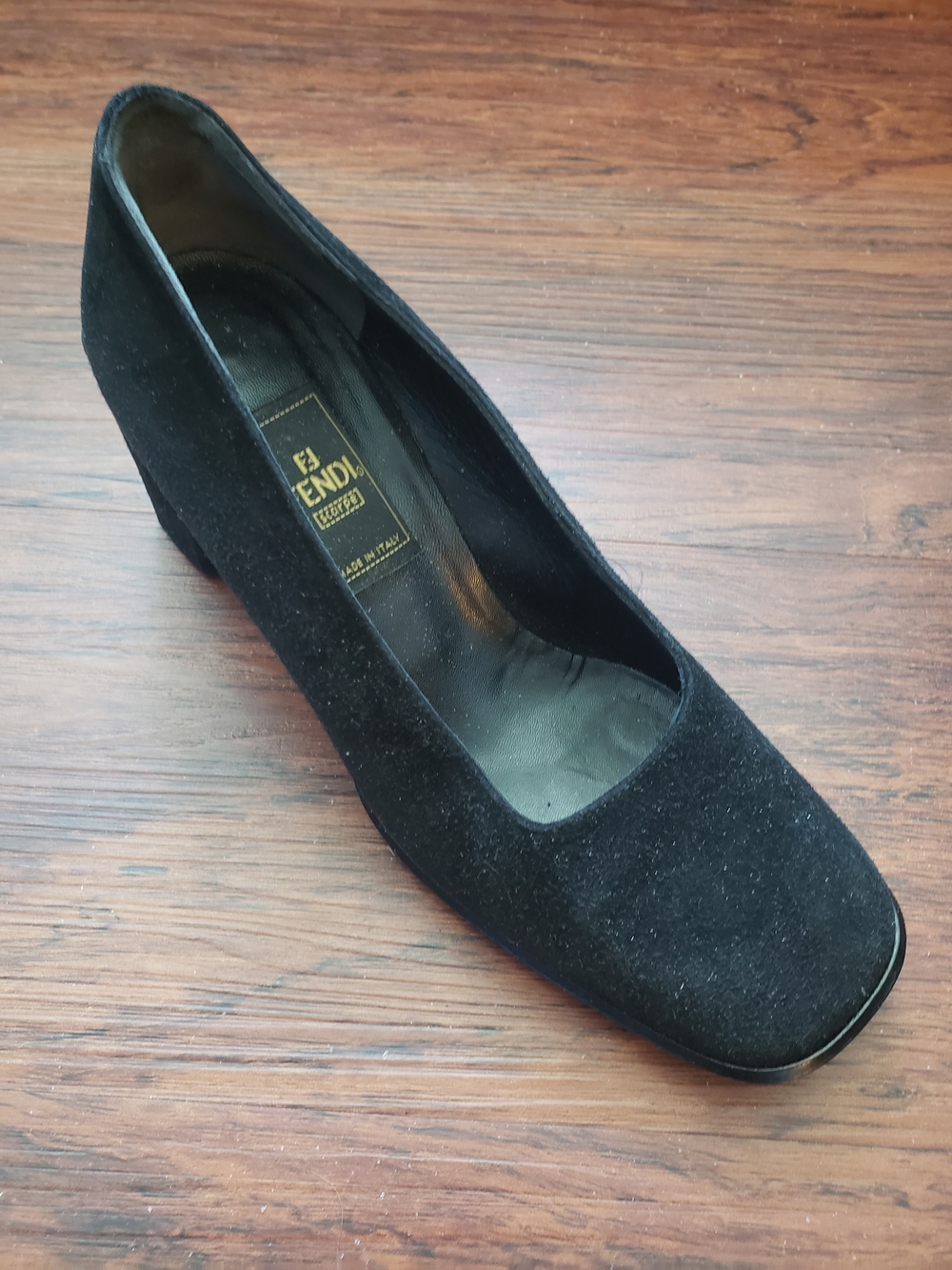 Fendi Black Suede Square-Toe Pump Size 35 Y2K Retro SINGLE RIGHT Foot